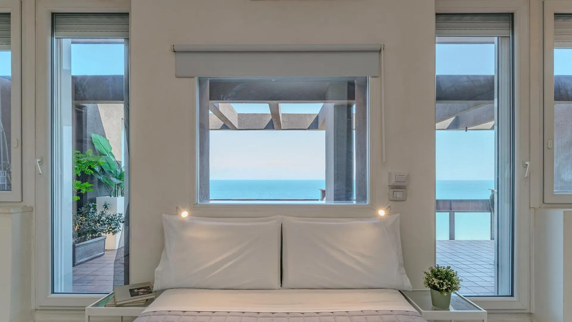 Loft Corso Trieste Terrazza Sul Mare باري إيطاليا