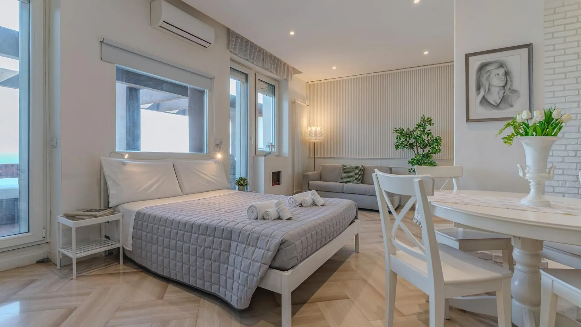 Loft Corso Trieste Terrazza Sul Mare باري إيطاليا