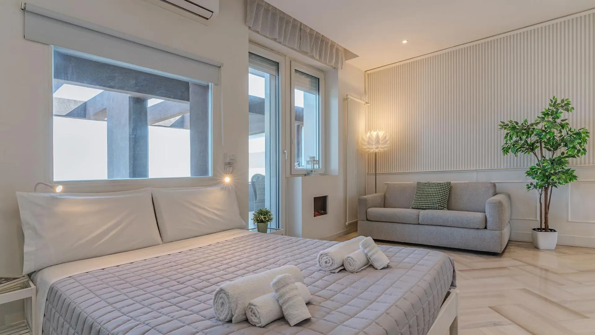 Loft Corso Trieste Terrazza Sul Mare باري
