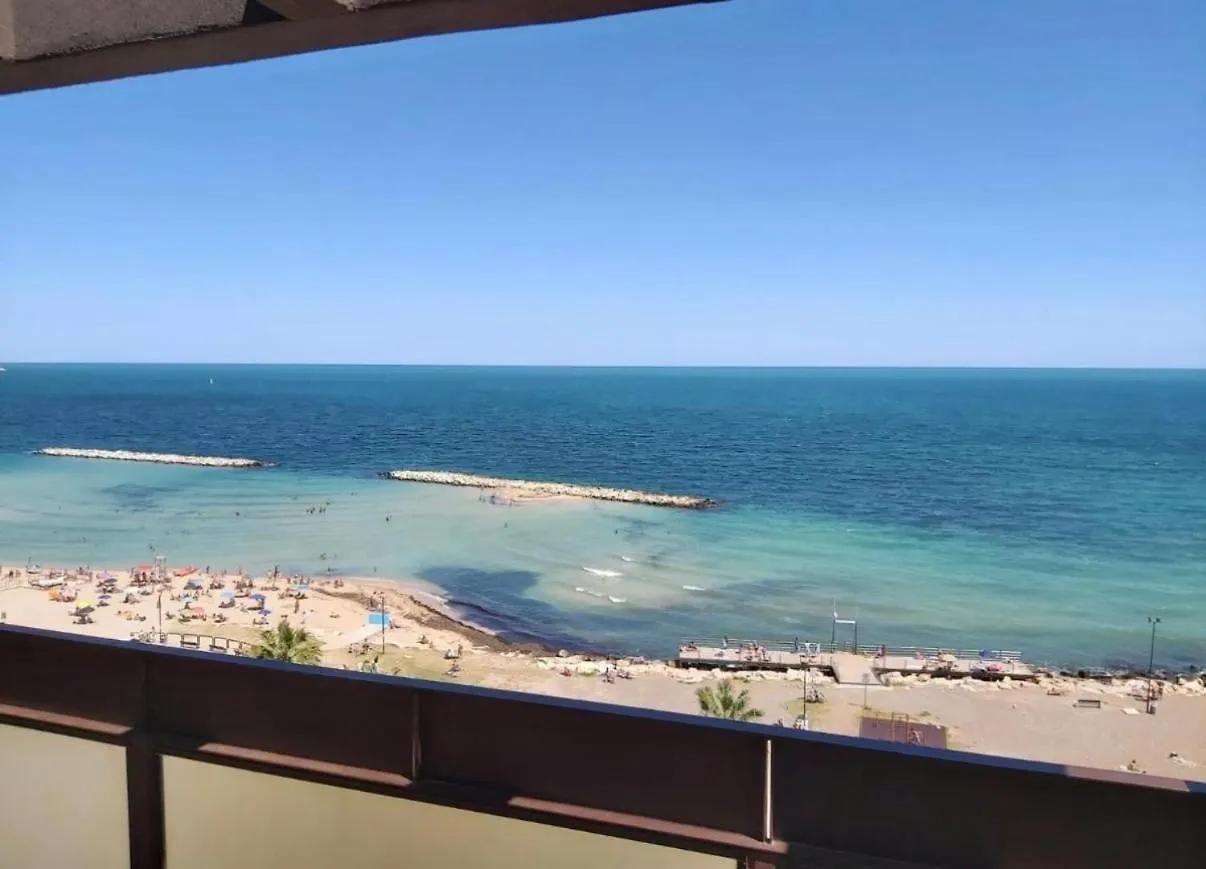 Loft Corso Trieste Terrazza Sul Mare باري 0*,