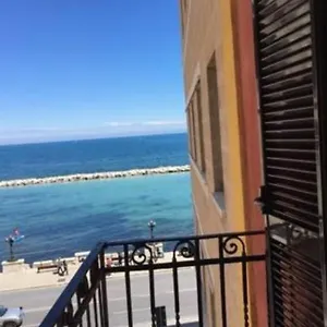 Ferienhaus Mariantomare Monolocale Lungomare, Bari